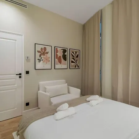 Appart 4pers#1 Bedroom#bastille#placedesvosges#ac * Parigi